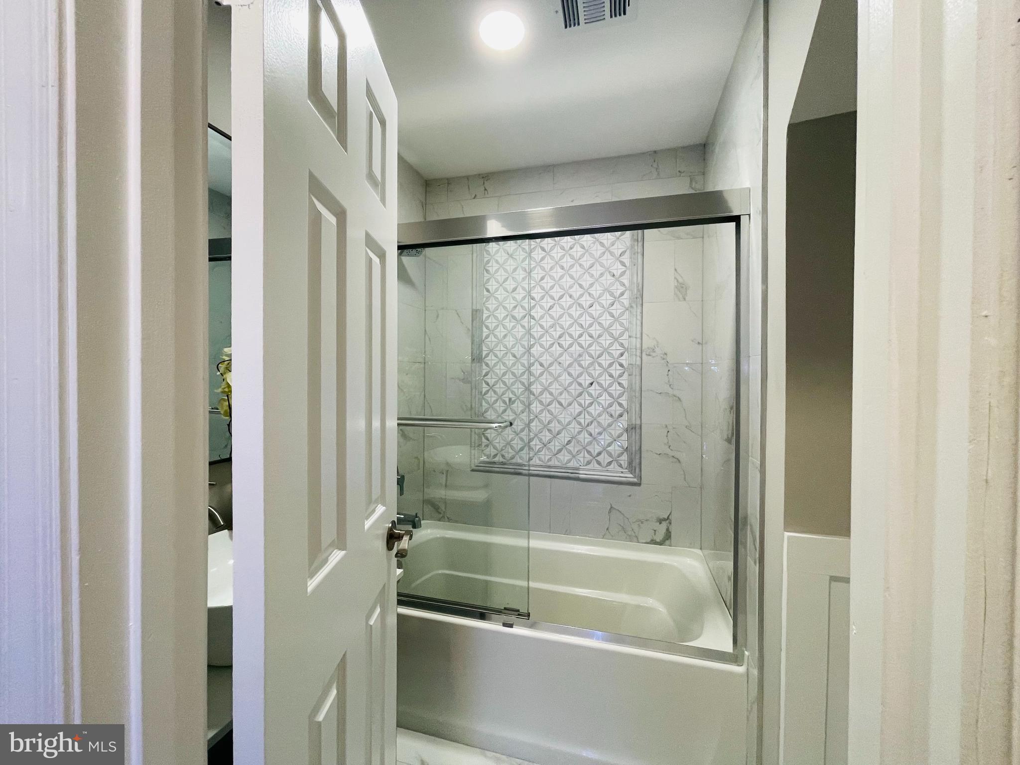 6378 English Ivy Way Springfield, VA 22152 - Photo 36 of 49 Basement Full Bath