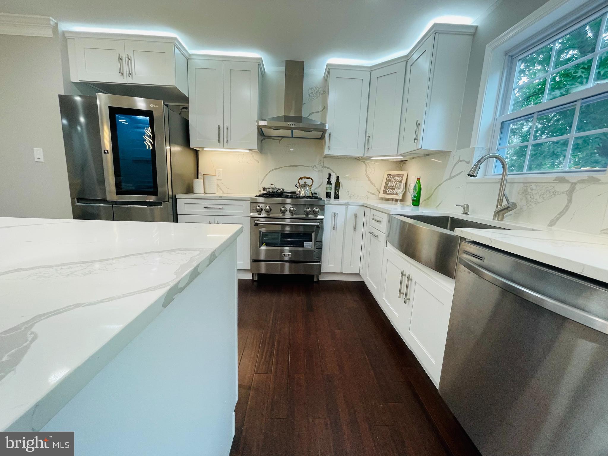 6378 English Ivy Way Springfield, VA 22152 - Photo 9 of 49 Kitchen