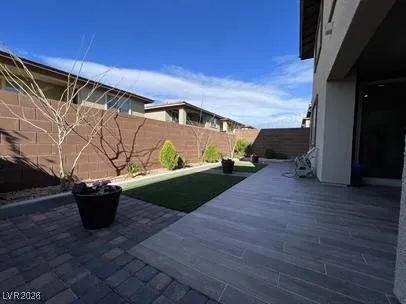 $2,950 | 9742 Zircon Cliff Avenue, Las Vegas, NV 89148