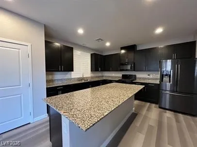 $2,950 | 9742 Zircon Cliff Avenue, Las Vegas, NV 89148