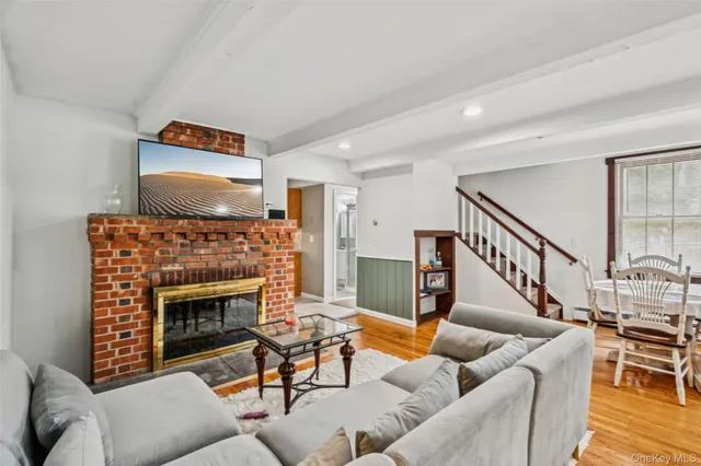 $599,000 | 4 Poplar Avenue, Stony Brook, NY 11790