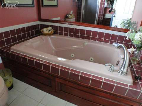 4226 West Thompson Road Linden, MI 48451 - Photo 14 of 30 20415986-13.JPG