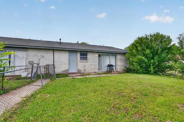 $1,395 | 1406 Yukon Drive, Garland, TX 75040