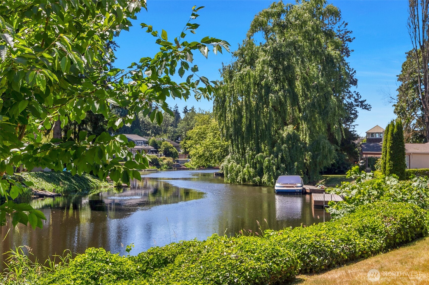 8833 Northeast Bothell Way Kenmore, WA 98028 - Photo 12 of 38