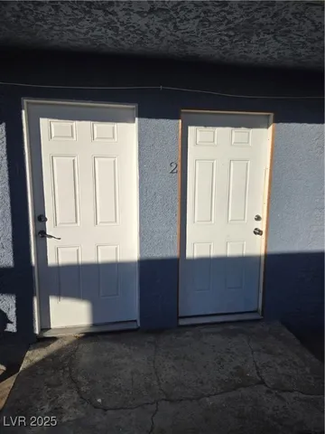 $900 | 510 Mckellar Circle, Unit 1, Las Vegas, NV 89119