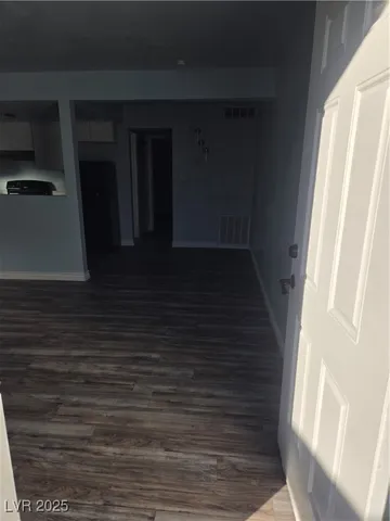 $900 | 510 Mckellar Circle, Unit 1, Las Vegas, NV 89119