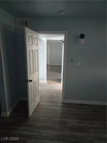 $900 | 510 Mckellar Circle, Unit 1, Las Vegas, NV 89119