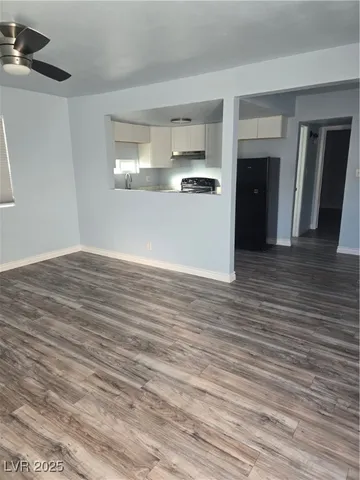 $900 | 510 Mckellar Circle, Unit 1, Las Vegas, NV 89119