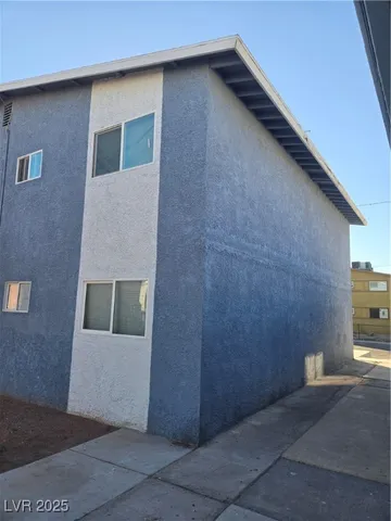 $900 | 510 Mckellar Circle, Unit 1, Las Vegas, NV 89119