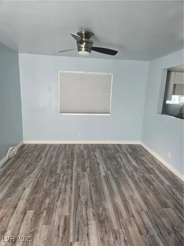 $900 | 510 Mckellar Circle, Unit 1, Las Vegas, NV 89119