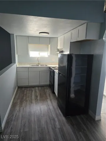 $900 | 510 Mckellar Circle, Unit 1, Las Vegas, NV 89119