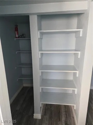 $900 | 510 Mckellar Circle, Unit 1, Las Vegas, NV 89119