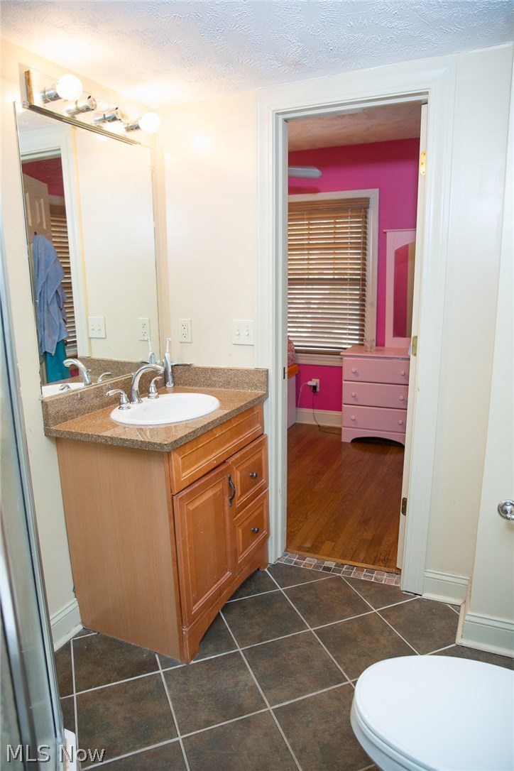2990 Warrington Road Cleveland, OH 44120 - Photo 17 of 34 Gallery Image 17