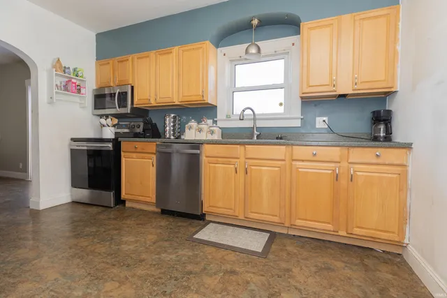 $136,970 | 1611 Hollywood Avenue, Evansville, IN 47712