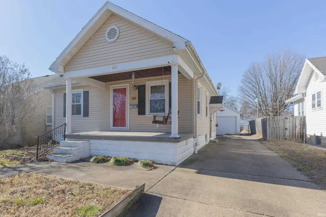 $136,970 | 1611 Hollywood Avenue, Evansville, IN 47712