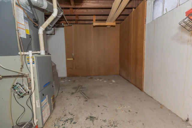 $136,970 | 1611 Hollywood Avenue, Evansville, IN 47712