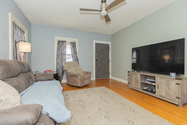 $136,970 | 1611 Hollywood Avenue, Evansville, IN 47712