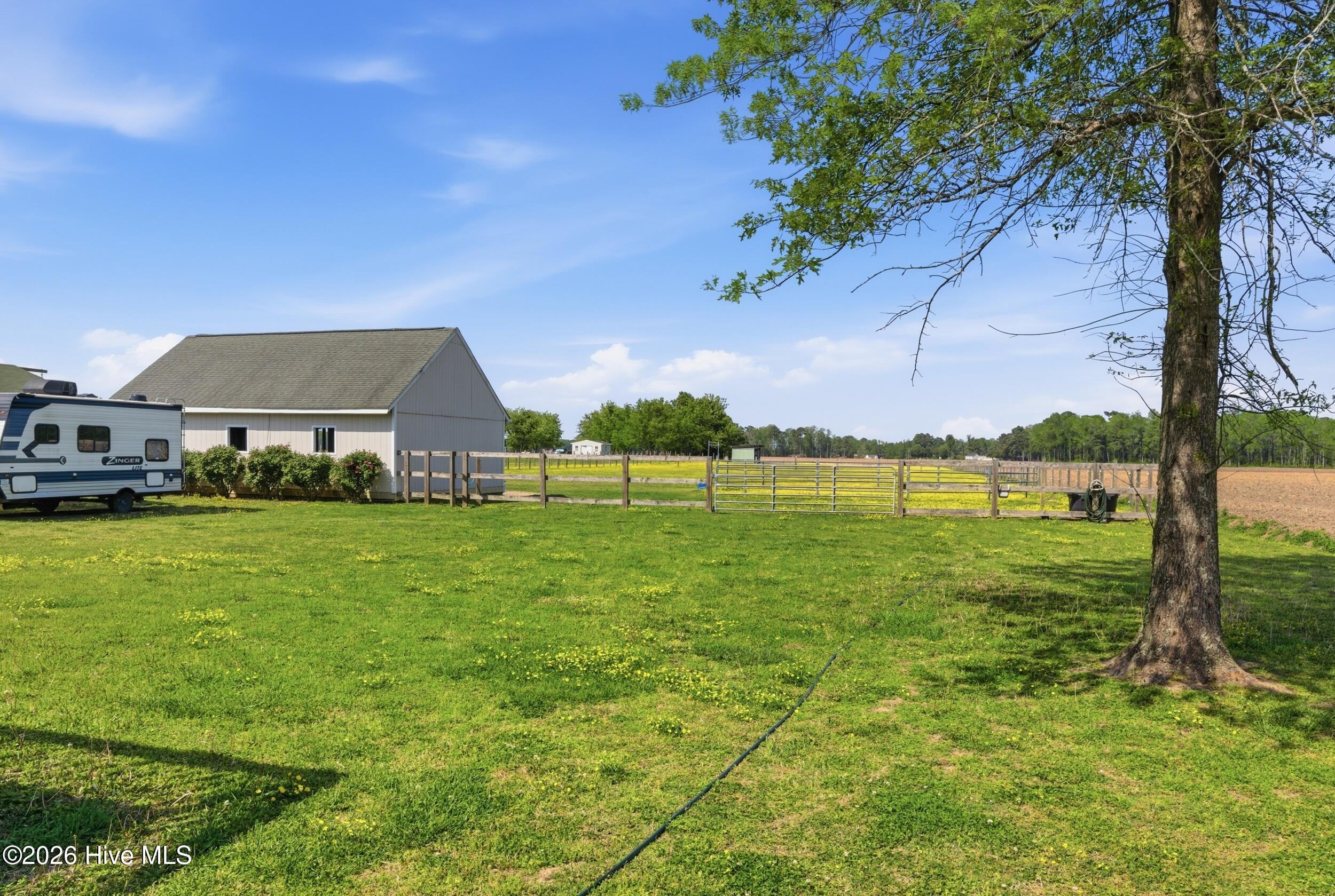 184 South Currituck Road Currituck, NC 27929 - Photo 4 of 42 DSC04110