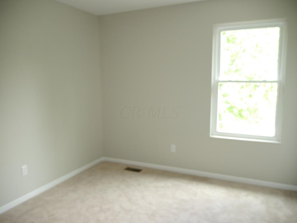 3387 Reed Point Drive Hilliard, OH 43026 - Photo 25 of 41 Gallery Image 25