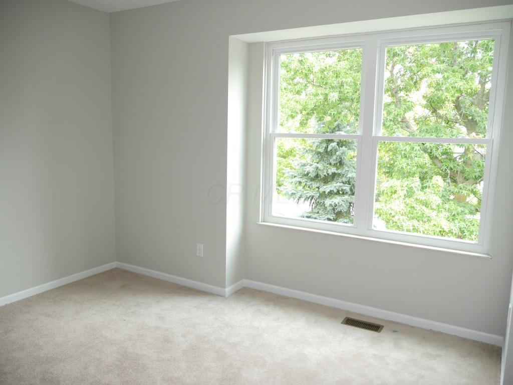 3387 Reed Point Drive Hilliard, OH 43026 - Photo 30 of 41 Gallery Image 30