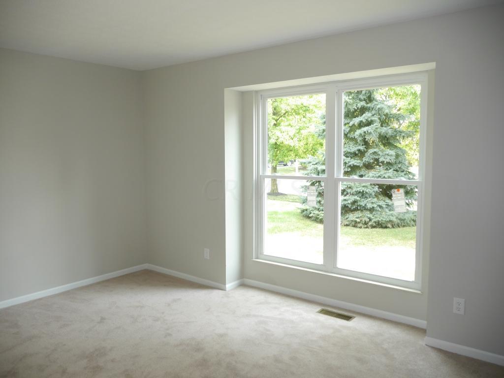 3387 Reed Point Drive Hilliard, OH 43026 - Photo 4 of 41 Gallery Image 4