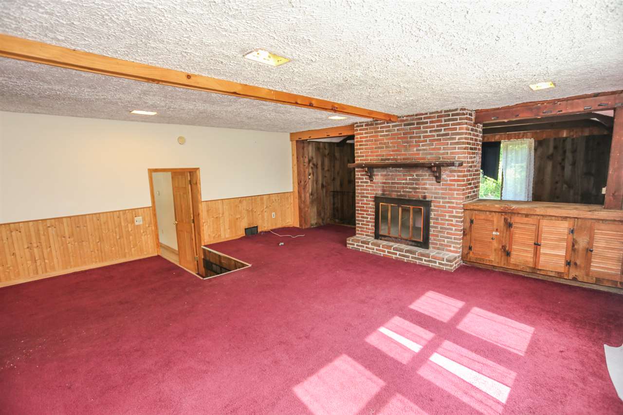 33 New Boston Road Bedford, NH 03110 - Photo 14 of 31