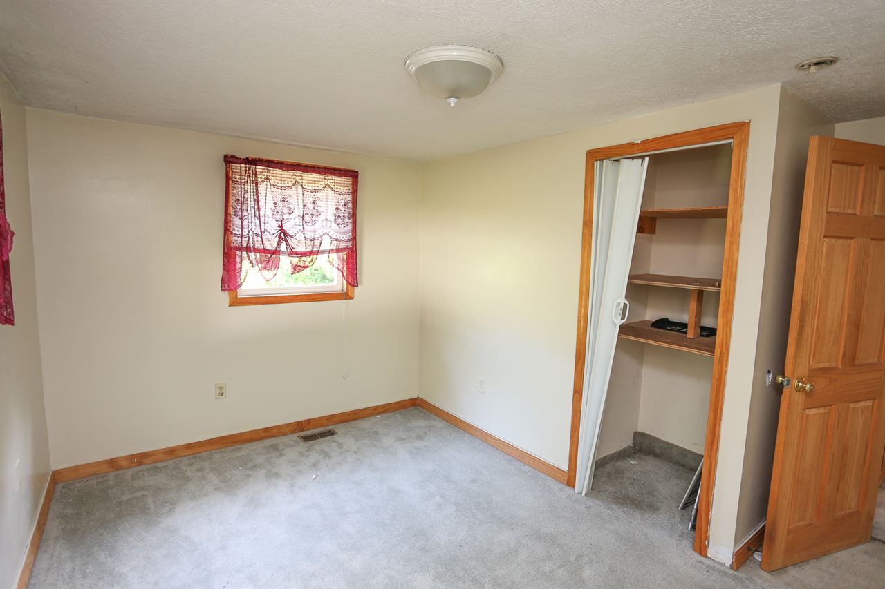 33 New Boston Road Bedford, NH 03110 - Photo 22 of 31