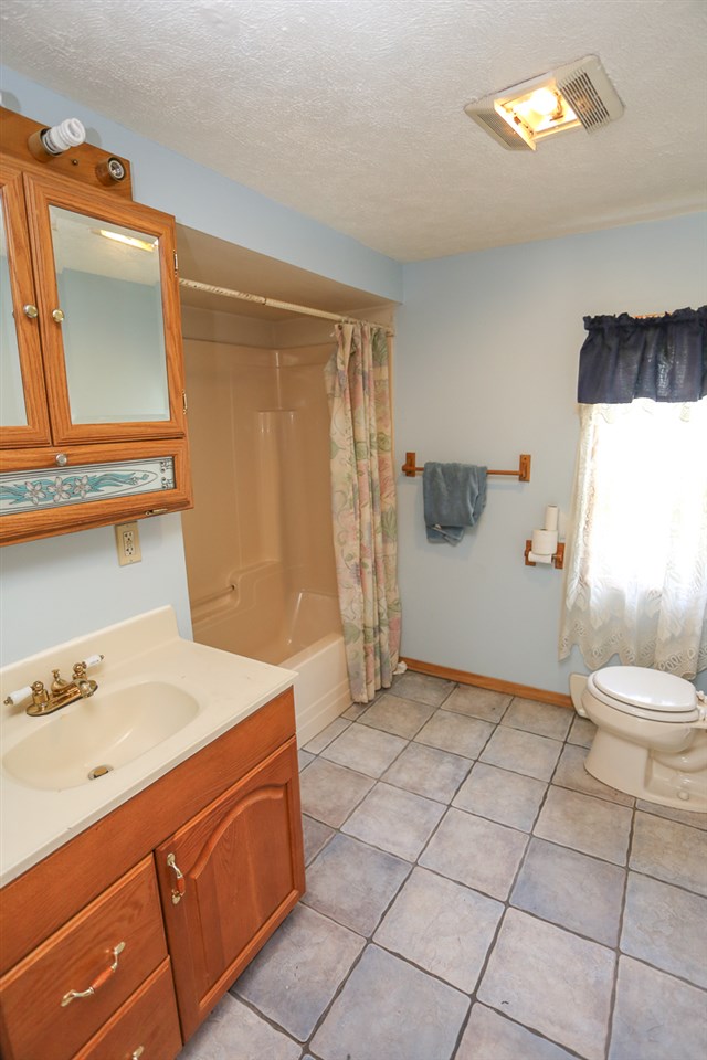 33 New Boston Road Bedford, NH 03110 - Photo 24 of 31