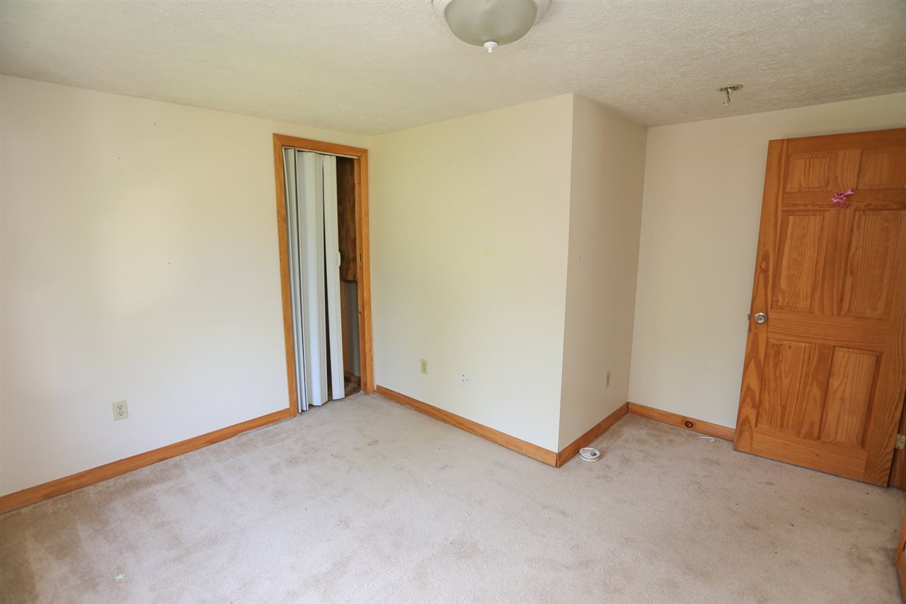 33 New Boston Road Bedford, NH 03110 - Photo 26 of 31