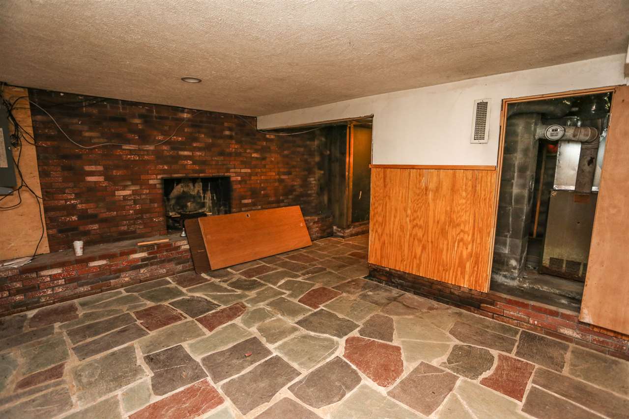 33 New Boston Road Bedford, NH 03110 - Photo 29 of 31