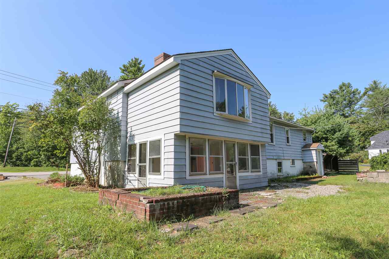 33 New Boston Road Bedford, NH 03110 - Photo 4 of 31