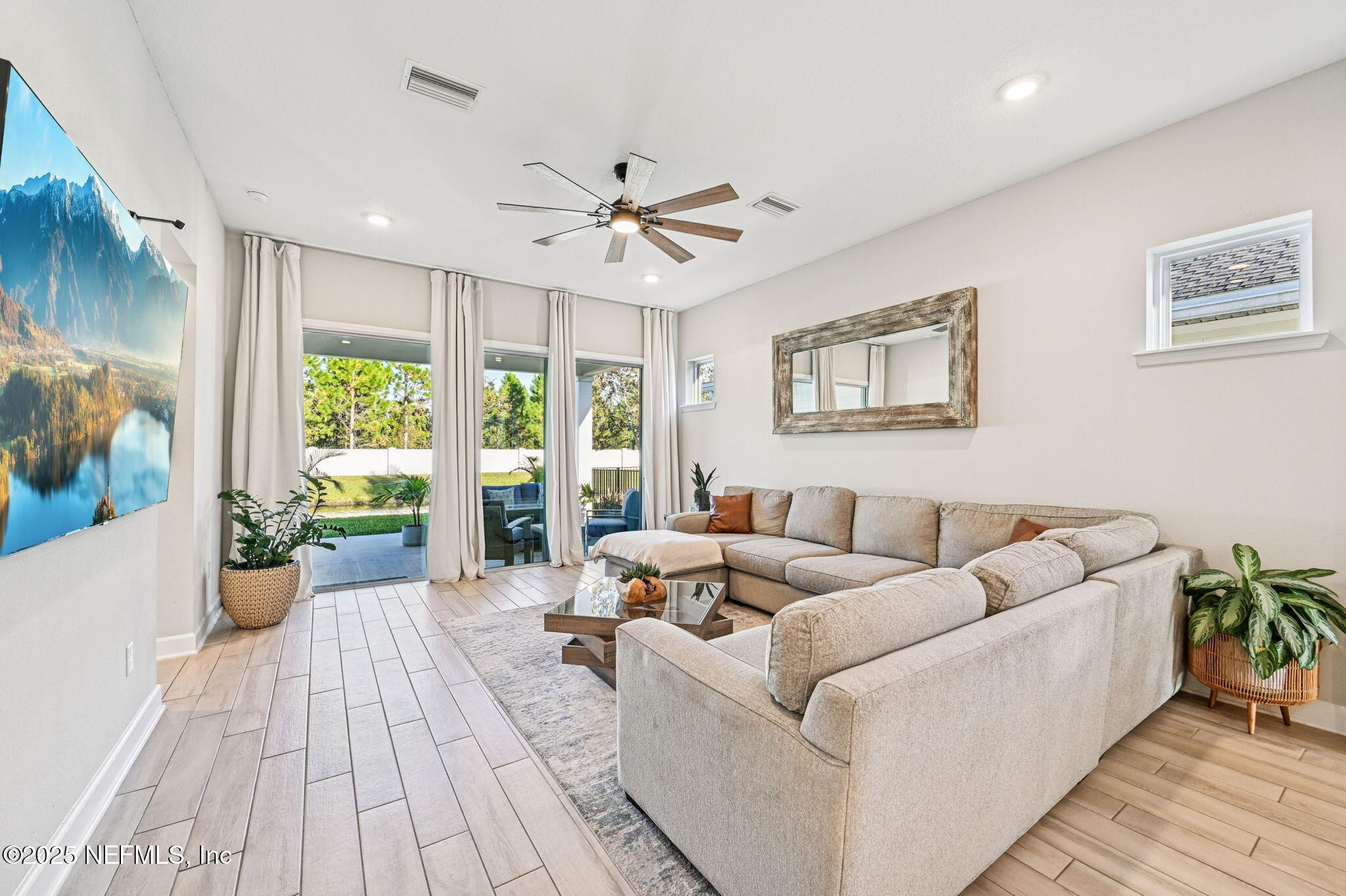 10351 Innovation Way Jacksonville, FL 32256 - Photo 15 of 50 Family Room