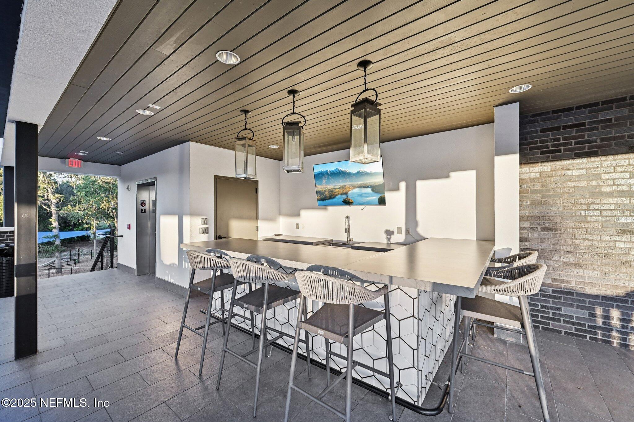 10351 Innovation Way Jacksonville, FL 32256 - Photo 46 of 50 Pool Area Kitchen