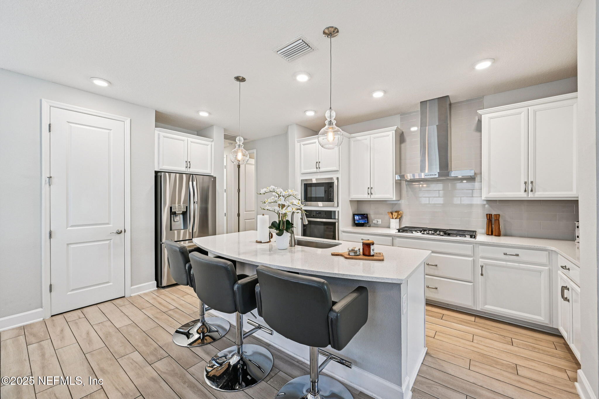 10351 Innovation Way Jacksonville, FL 32256 - Photo 9 of 50 Kitchen