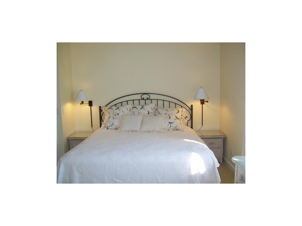 1150 Reef Road, Unit B26 Vero Beach, FL 32963 - Photo 16 of 25 Gallery Image 16