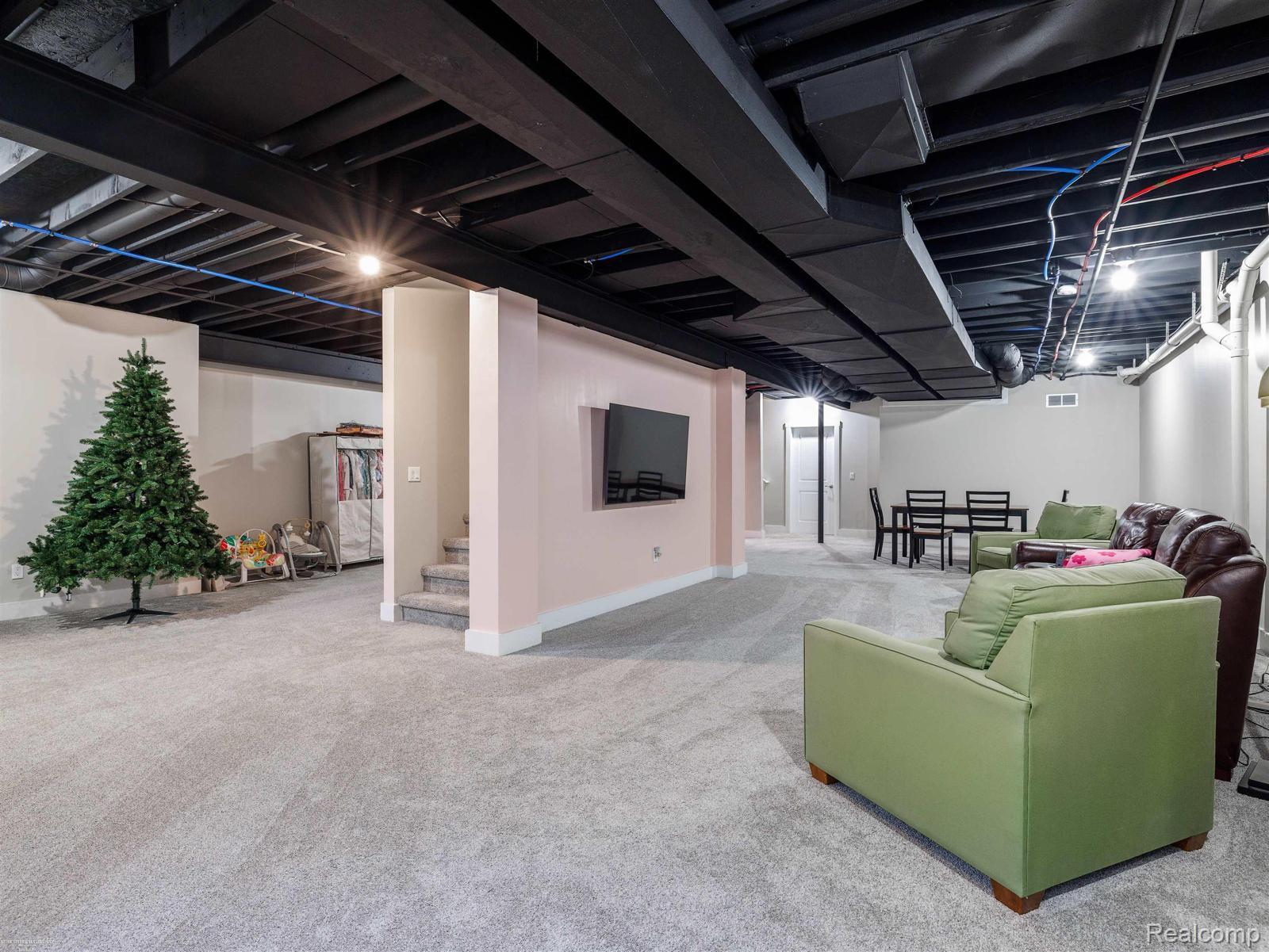 47705 Card Road Macomb, MI 48044 - Photo 40 of 53 PHOTO-2026-05-02-17-01-20 (7).jpg