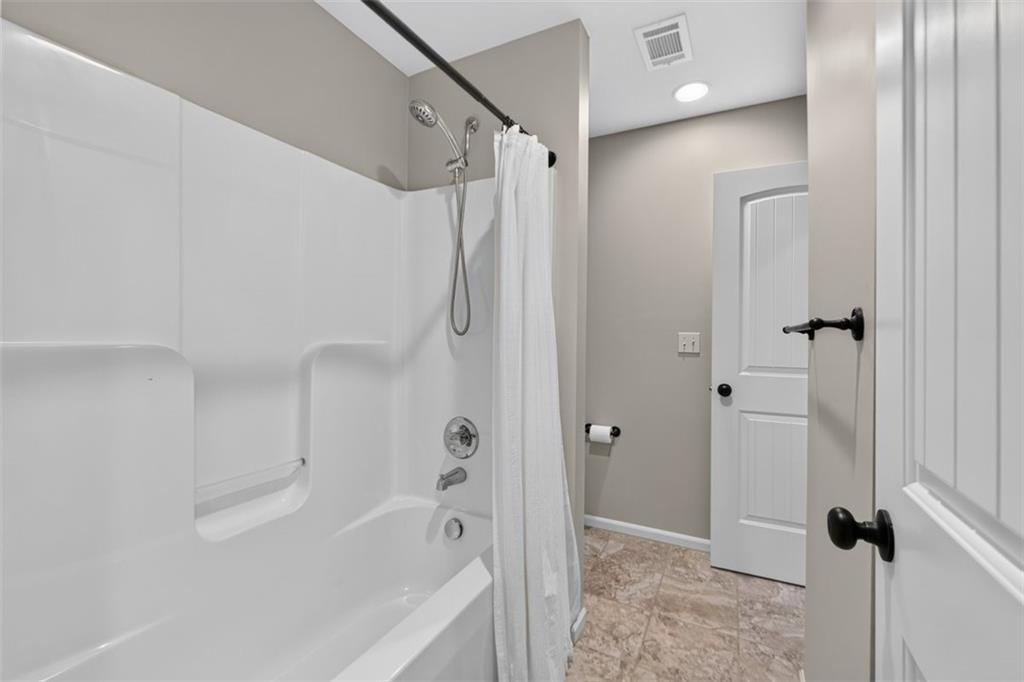 221 Southwest Roosevelt Ridge Lee's Summit, MO 64081 - Photo 61 of 94 Gallery Image 61
