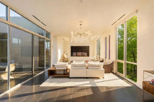 $1,495,000 | 3740 Holland Avenue, Unit 3C, Dallas, TX 75219