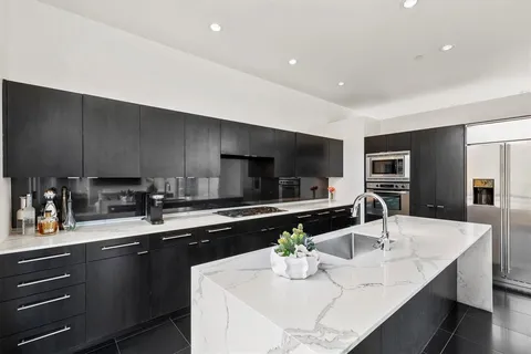 $1,695,000 | 3740 Holland Avenue, Unit 3C, Dallas, TX 75219