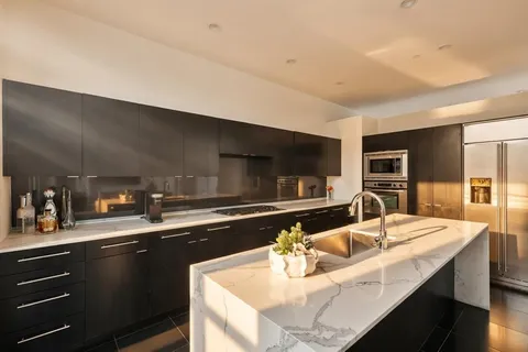 $1,545,000 | 3740 Holland Avenue, Unit 3C, Dallas, TX 75219