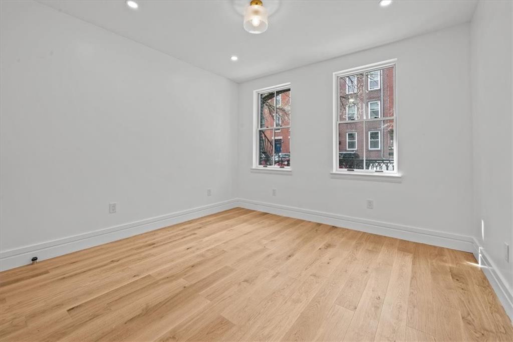 147 Luquer Street, Unit 1 Brooklyn, NY 11231 - Photo 16 of 26 2nd Bedroom