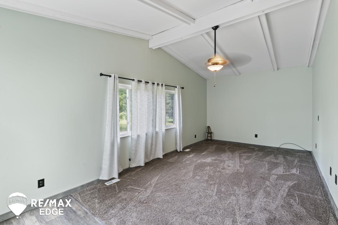 7457 North Linden Road Mount Morris, MI 48458 - Photo 23 of 42 50117937-22.JPG
