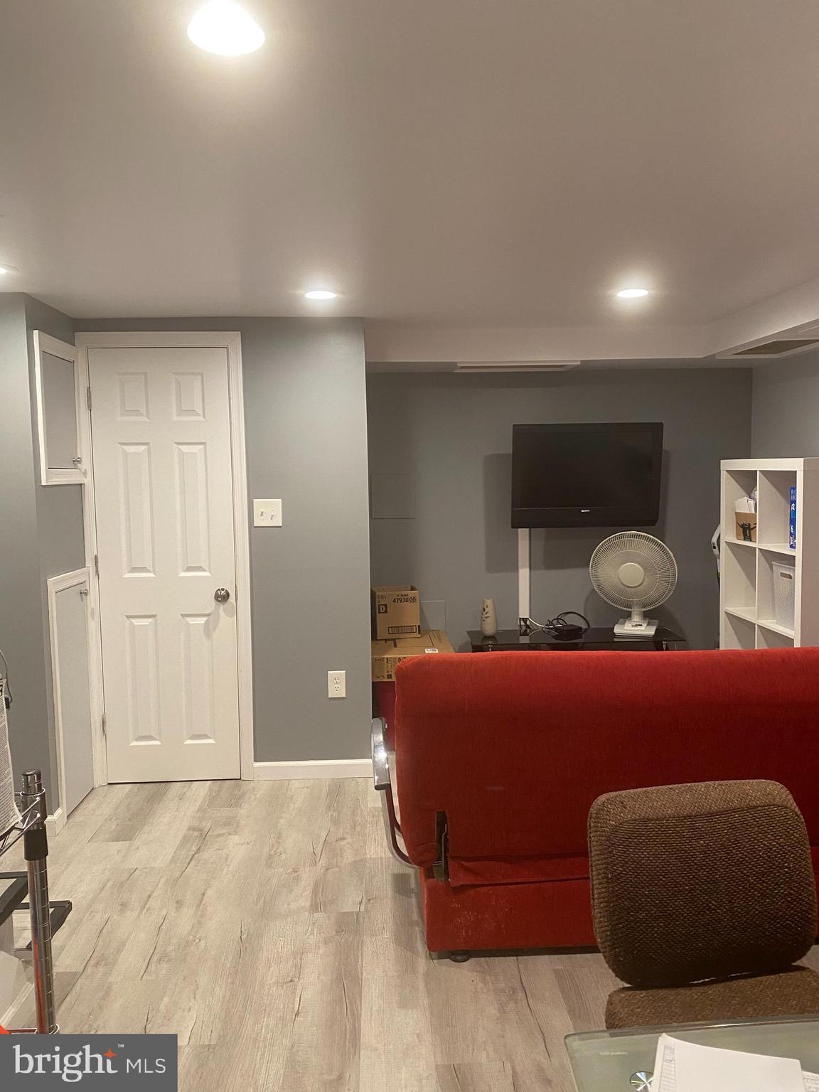 3810 Woodridge Road Baltimore, MD 21229 - Photo 14 of 22 Gallery Image 14