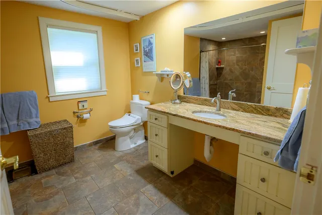 $1,600,000 | 46 South River Drive, Narragansett, RI 02882