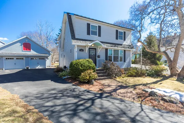 $1,325,000 | 165 Cutts Street, Portsmouth, NH 03801