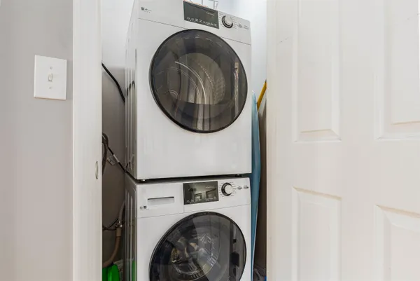 $1,325,000 | 165 Cutts Street, Portsmouth, NH 03801