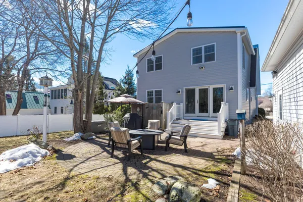 $1,325,000 | 165 Cutts Street, Portsmouth, NH 03801