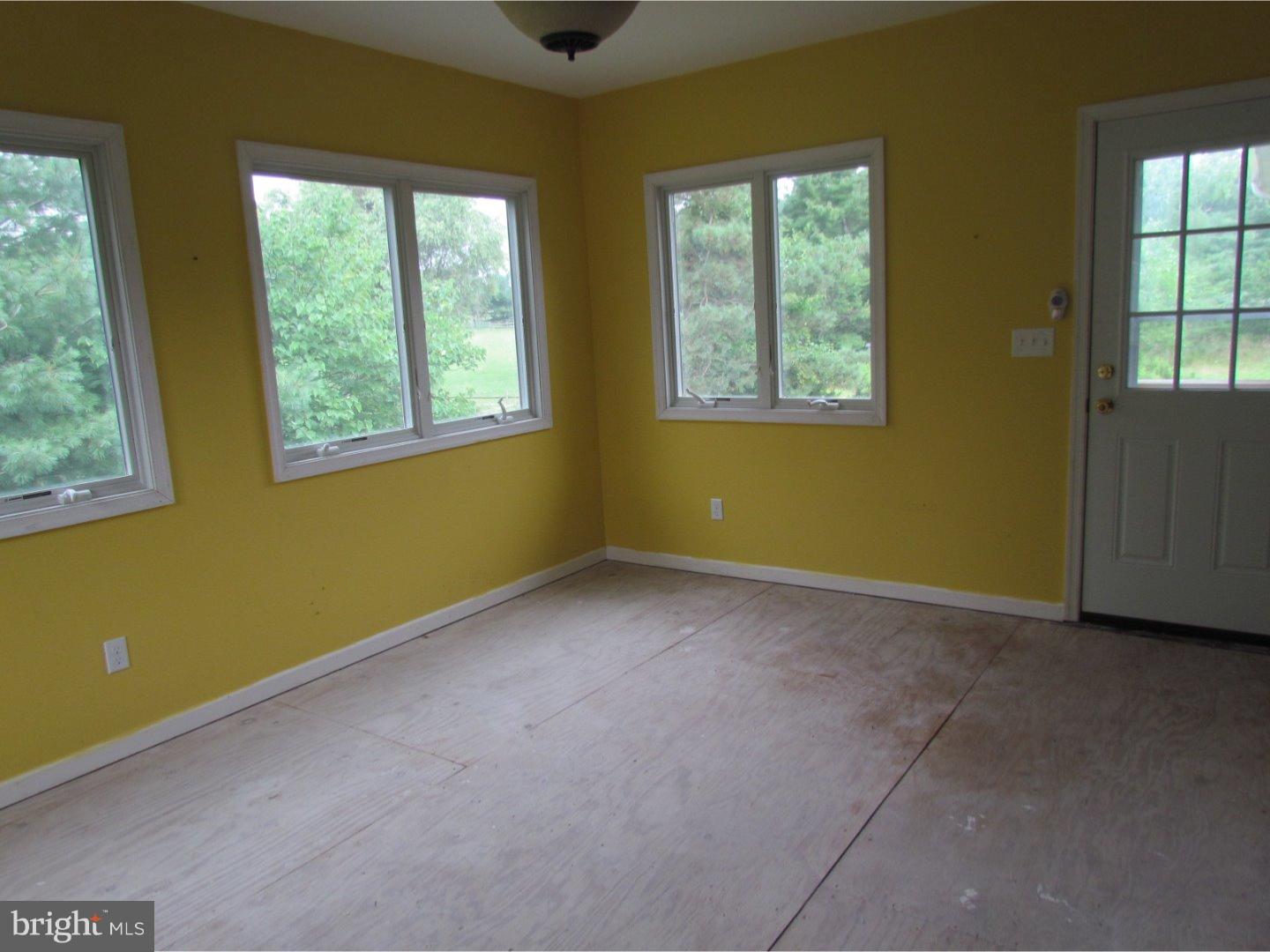 154 Cider Mill Road Flemington, NJ 08822 - Photo 15 of 15 Sun Room