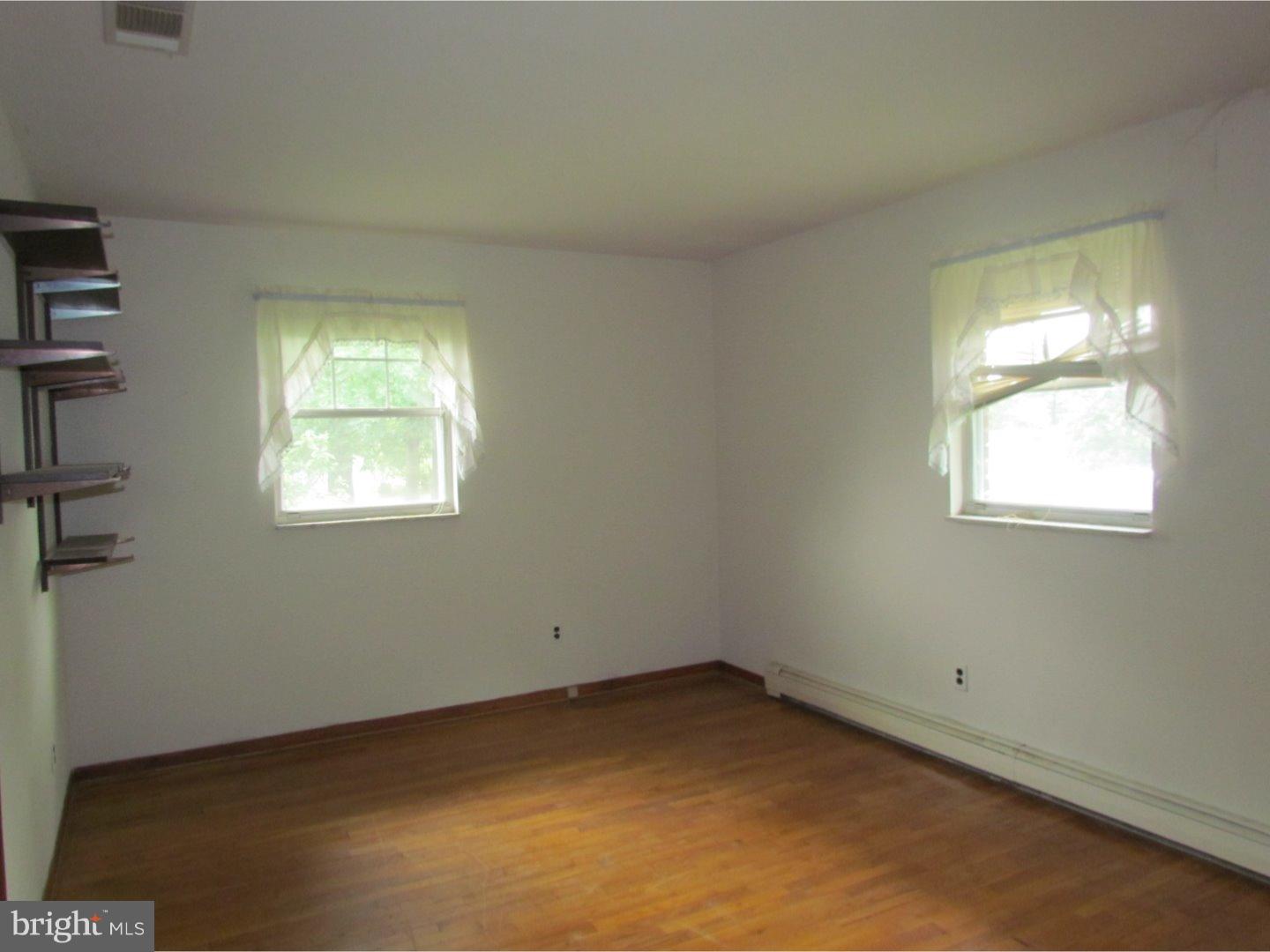 154 Cider Mill Road Flemington, NJ 08822 - Photo 8 of 15 Bedroom