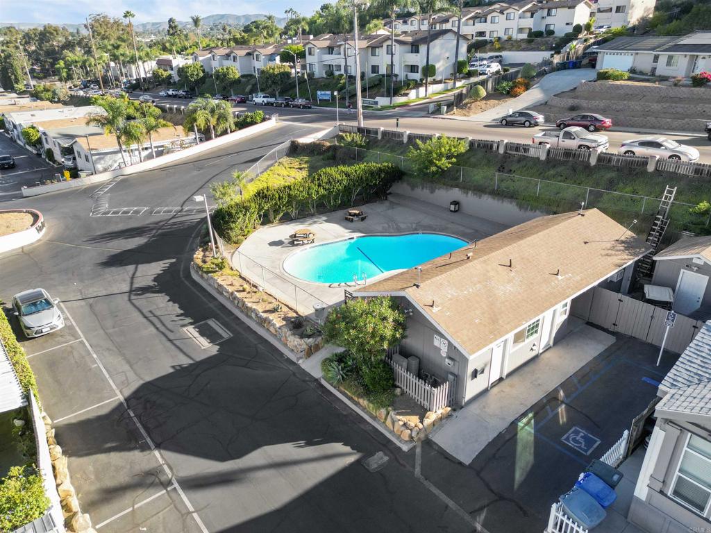 1455 Alturas Road, Unit 41 Fallbrook, CA 92028 - Photo 7 of 52